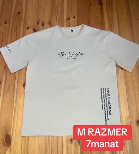 Her biri ustunde yazilib giymetde razilasmag olar sondaki L razmerdir
