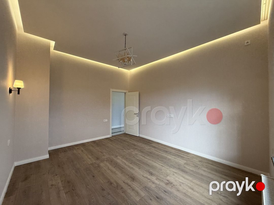 Satılır 5 otaqlı həyət evi/bağ evi 230 m² — Ev, villa, Bakı (8)