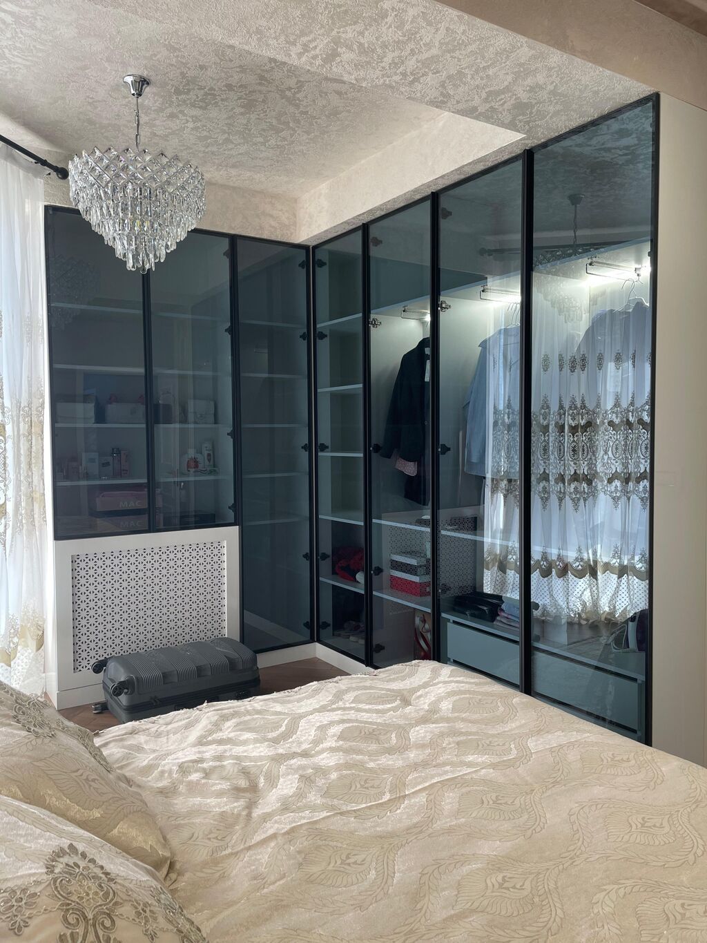 Düz dolab, Yataq otağı üçün, Qarderob, Kupe, Quraşdırıla bilən, 3 qapılı