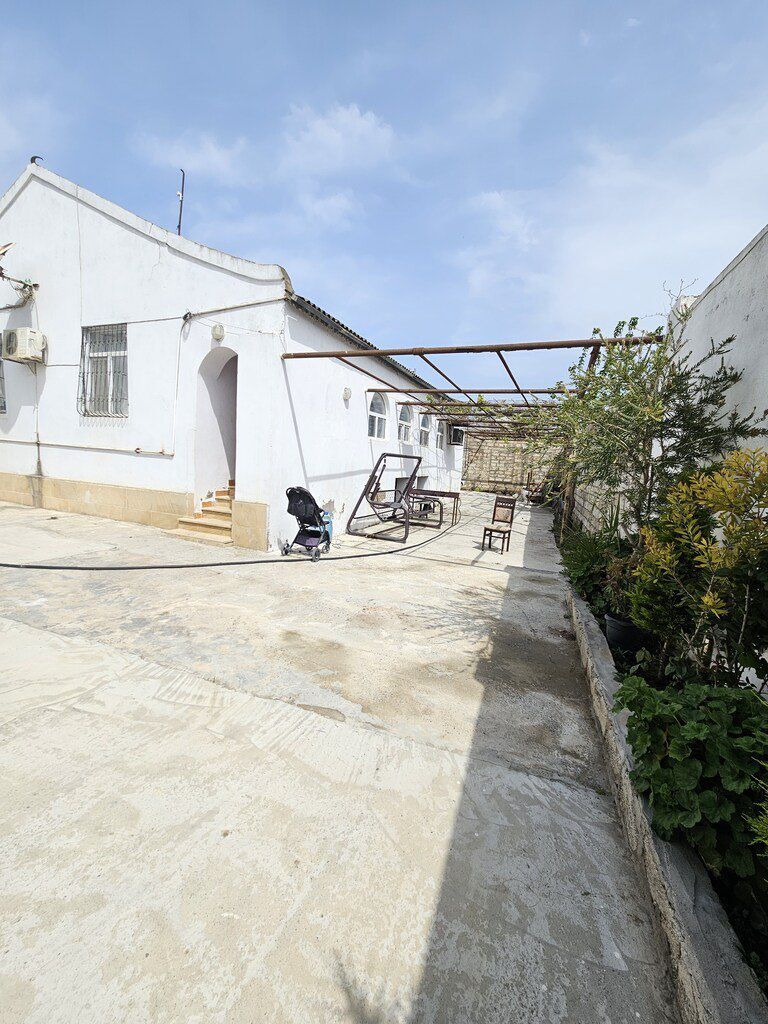 Satılır 3 otaqlı həyət evi/bağ evi 110 m² — Ev, villa, Bakı (5)
