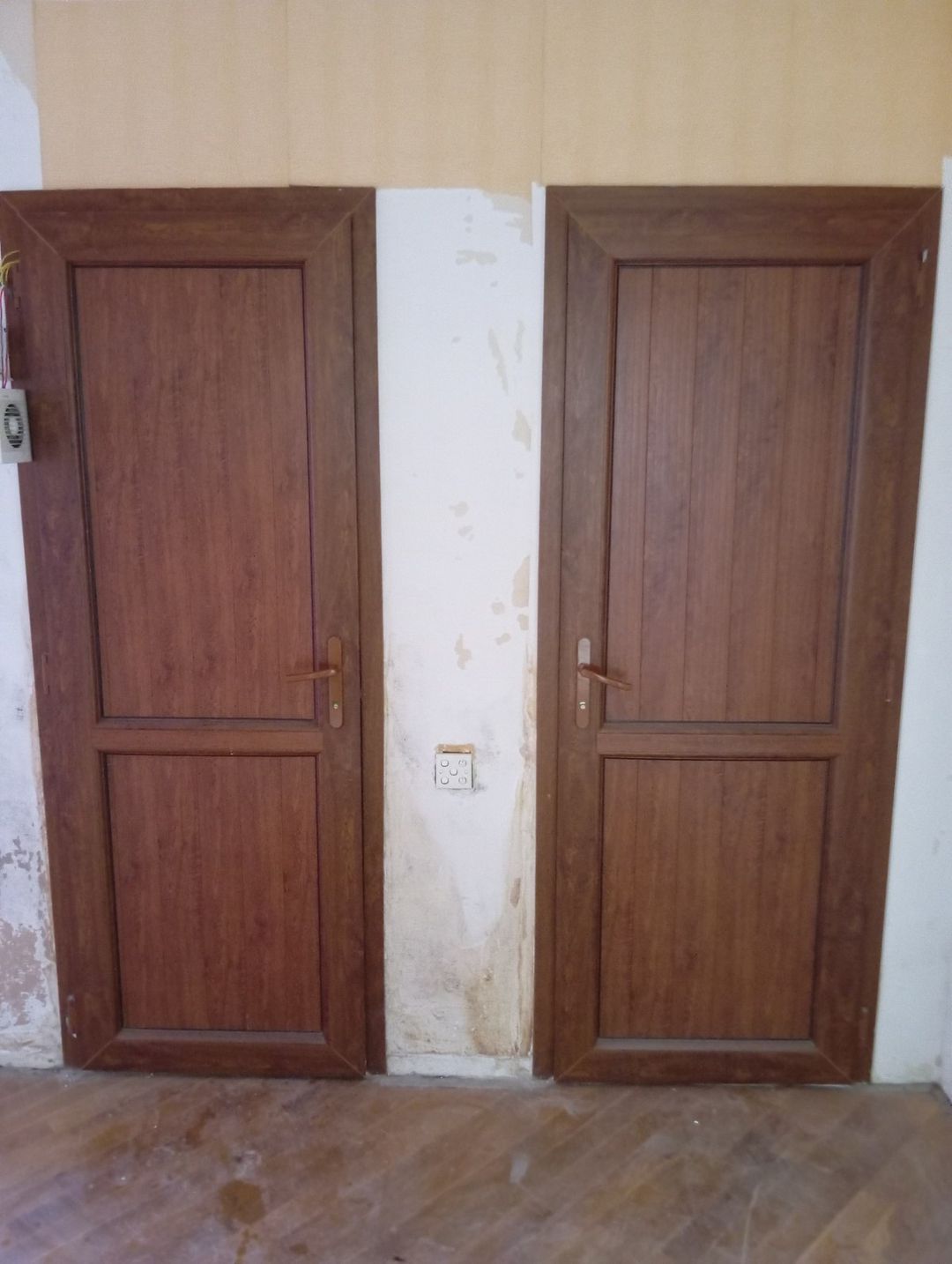 Qapılar — Təmir və inşaat, Bakı