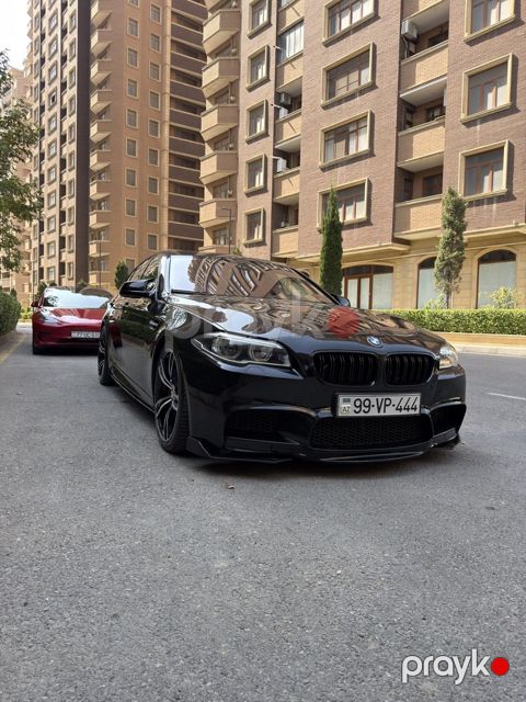 BMW 528, 2.0 L, 2011 il, 280 000 km