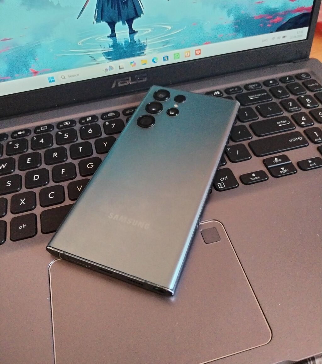 Samsung Galaxy S22 Ultra, rəng - Yaşıl — Samsung, Bakı (2)