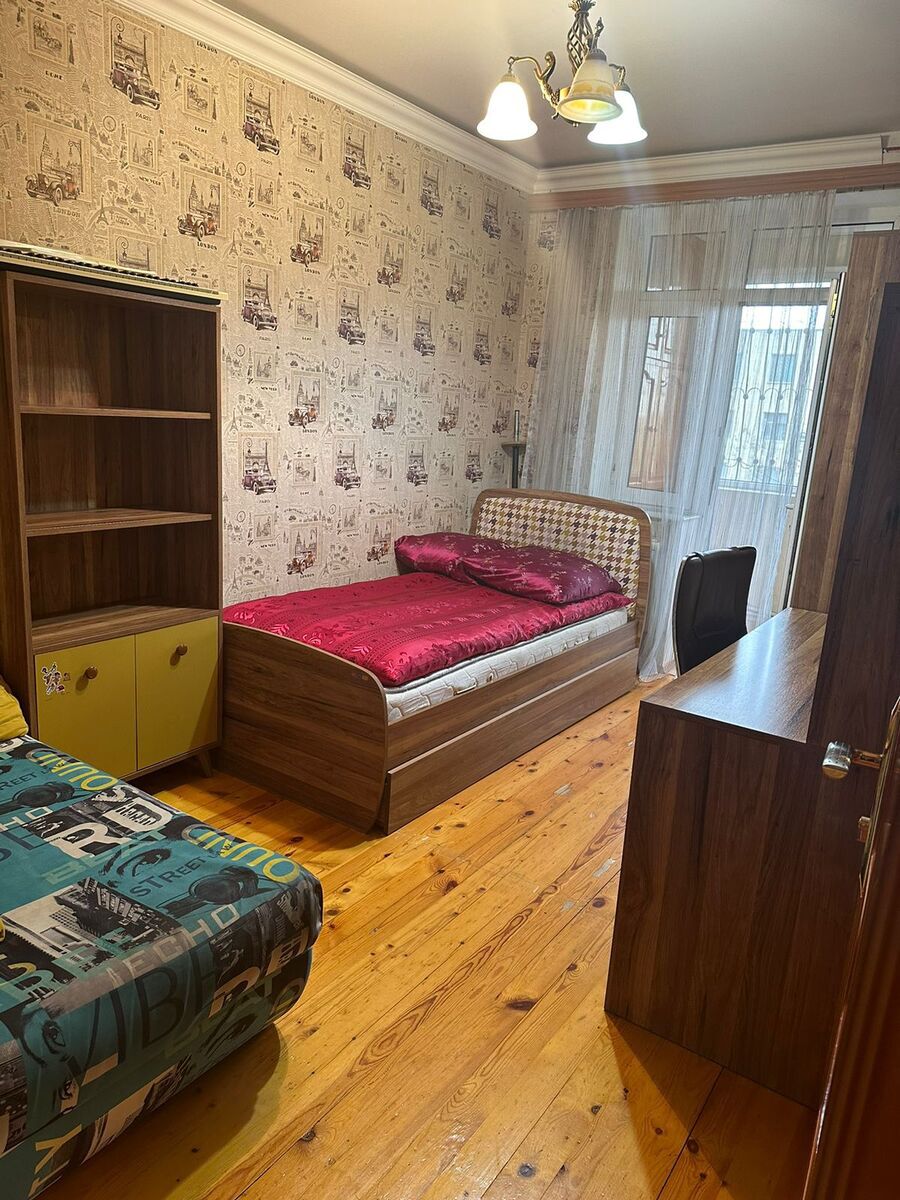 Satılır 3 otaqlı köhnə tikili 90 m² — Mənzil, Bakı (8)