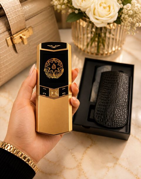 Vertu Signature S Design Yellow Gold 4GB — Bakı