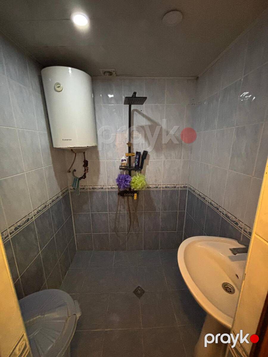 Satılır 2 otaqlı köhnə tikili 70 m² — Mənzil, Bakı (10)