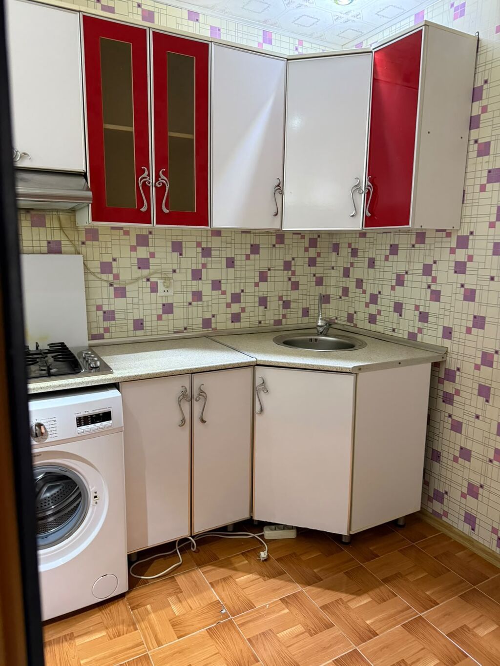 Xırdalanda mədəniyyət evinin yanında,3 otaqlı,tam əşyalı mənzil kirayə — Mebel, Xırdalan (4)