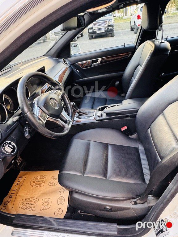 Mercedes C 300 4MATIC, 3.0 L, 2011 il, 300 200 km 99-HZ-089 — Avtomobillər, Bakı (4)