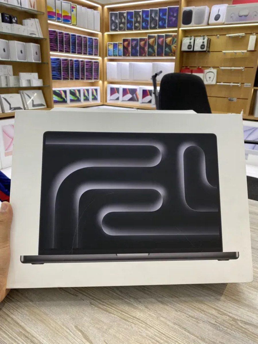 Apple MacBook Pro 14 inch M5 16GB/1TB (2026) — Elektronika, Bakı