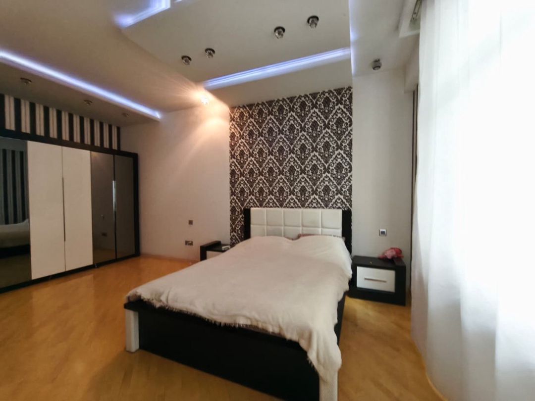 Satılır 2 otaqlı yeni tikili 130 m² — Mənzil, Bakı (3)