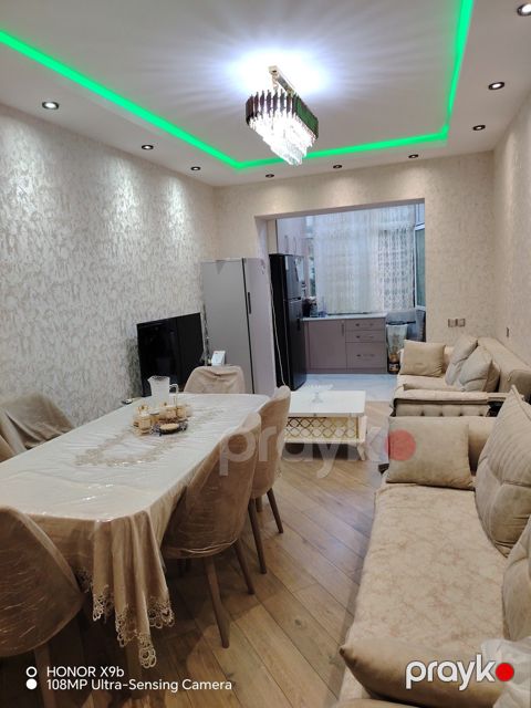 Satılır 4 otaqlı köhnə tikili 65 m²