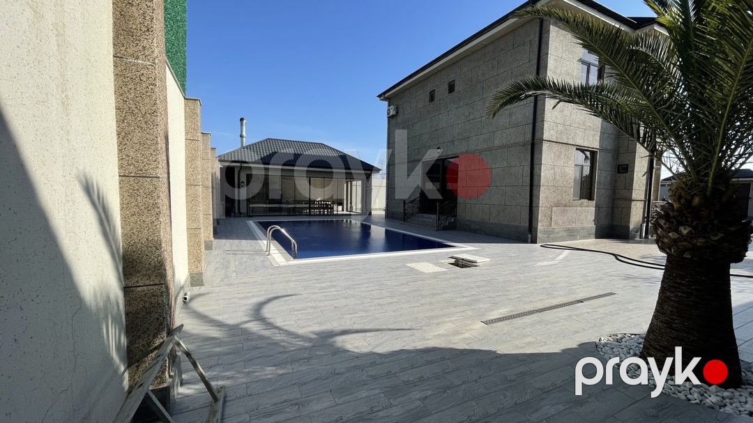 Satılır 4 otaqlı həyət evi/bağ evi 240 m² — Ev, villa, Bakı (10)