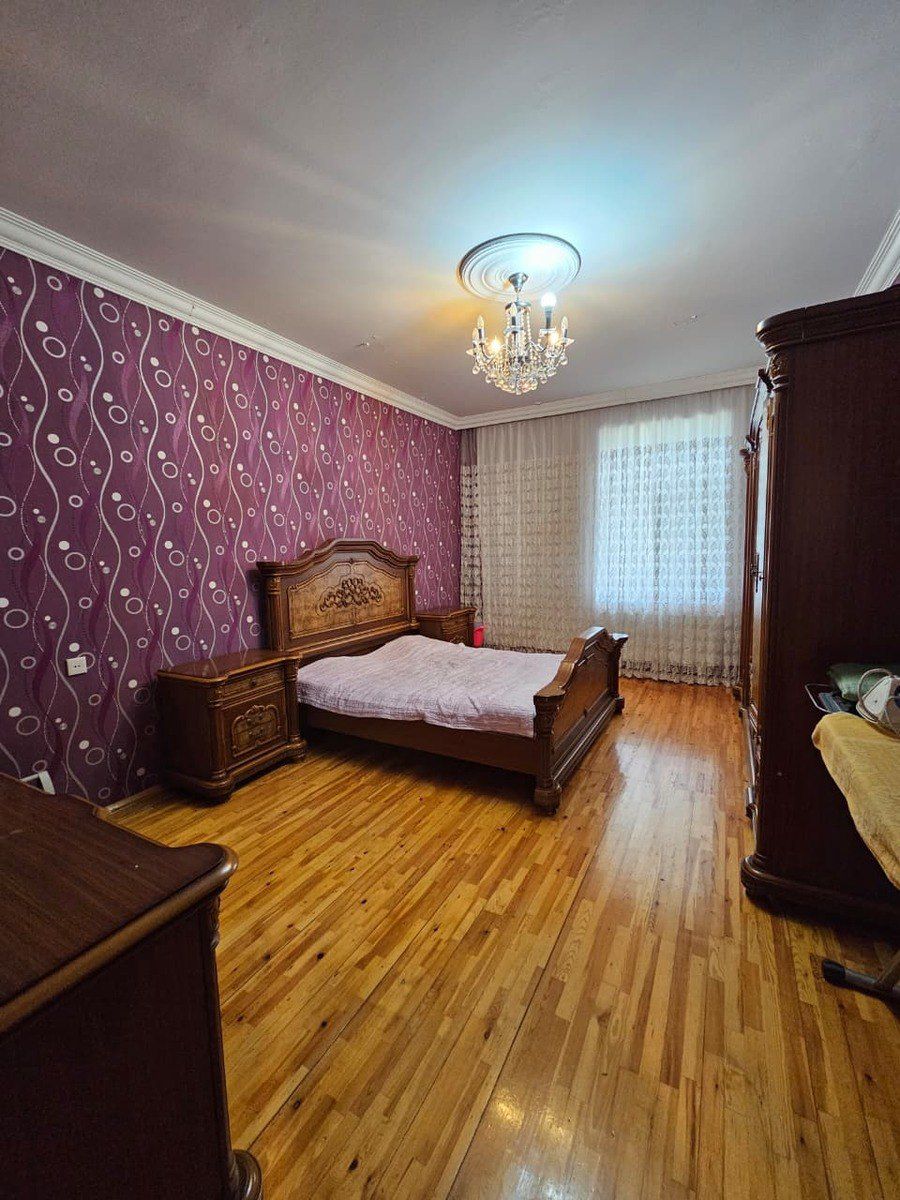 Satılır 5 otaqlı həyət evi/bağ evi 200 m² — Ev, villa, Bakı (10)