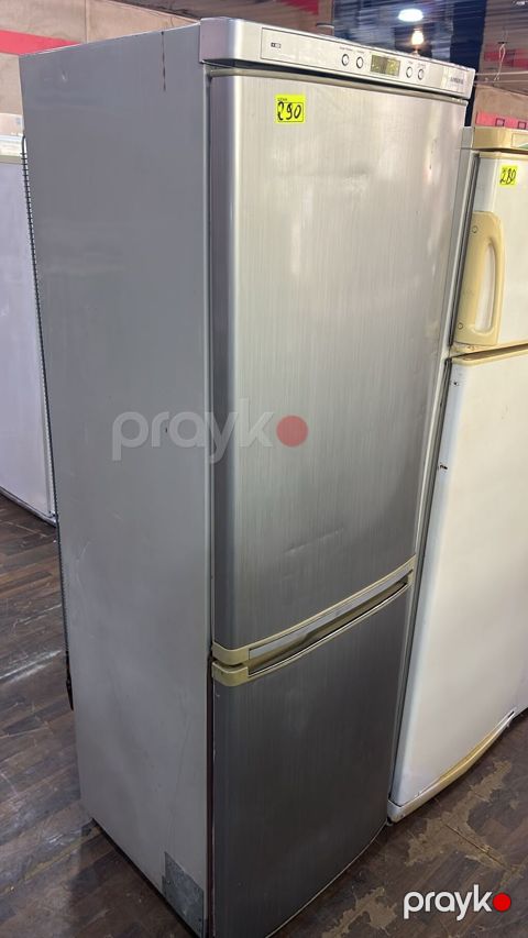 Samsung iki qapılı soyuducu - Rəng: paslanmayan polad (inox) - Qapı — Digah