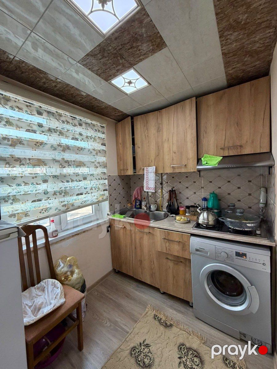 Satılır 2 otaqlı köhnə tikili 50 m² — Mənzil, Bakı (12)