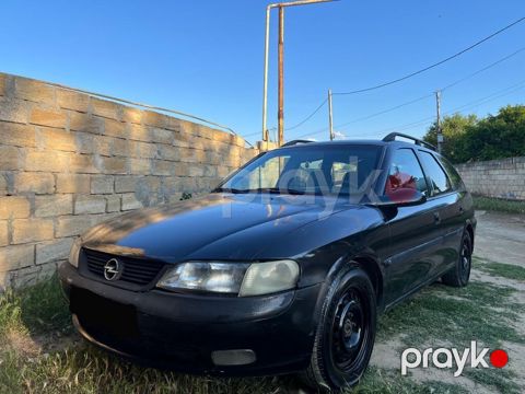 Opel Vectra: 2 l | 1997 il 499300 km Universal