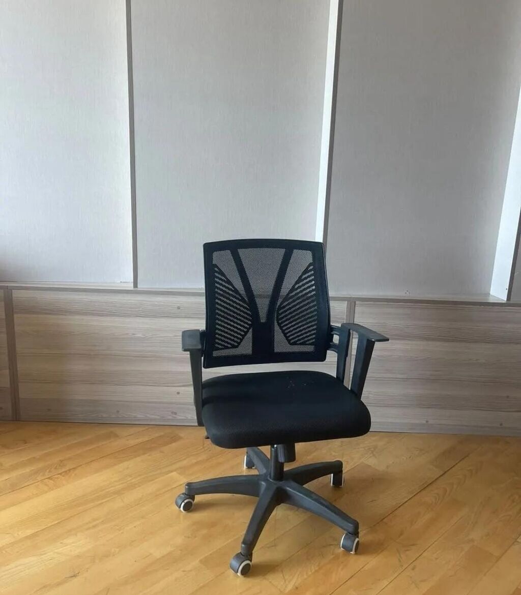 Kreslo satilir 40azn unvan xetai vusqa2Erqonomik ofis kreslosu -