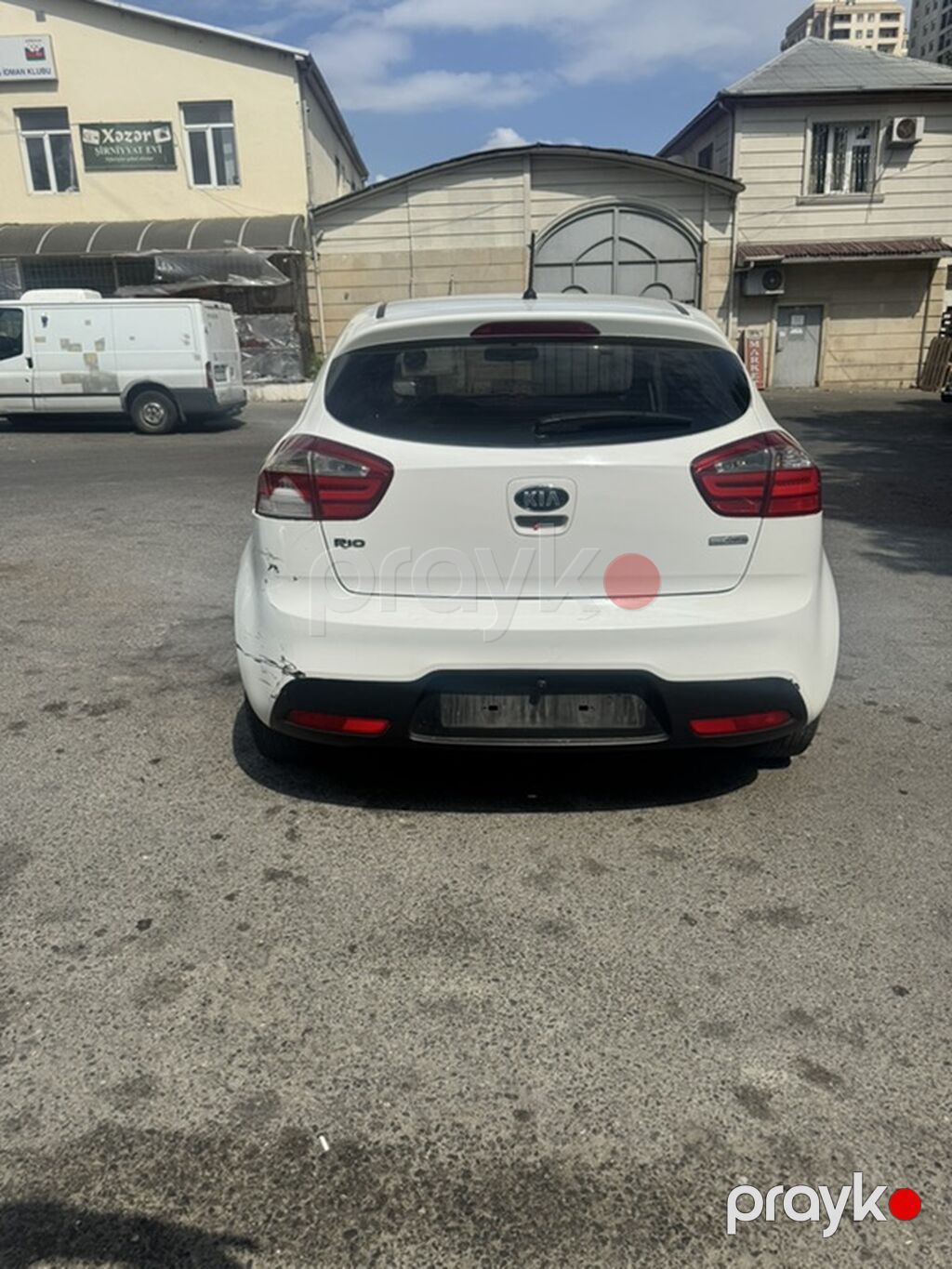 Kia Rio: 1.1 l | 2014 il Hetçbek 10-DH-888 — Avto, Bakı (2)