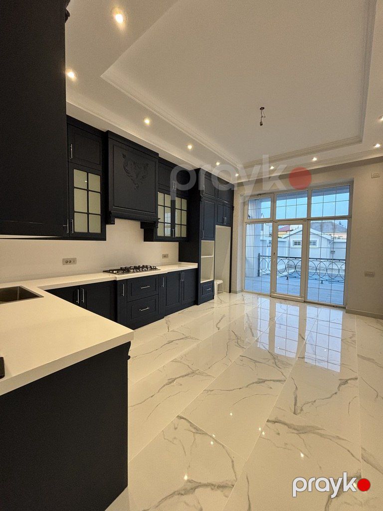 Satılır 5 otaqlı həyət evi/bağ evi 380 m² — Ev, villa, Bakı (9)