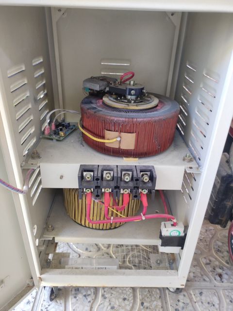 XINZO SVC-15000VA – Avtomatik AC Gərginlik Tənzimləyicisi