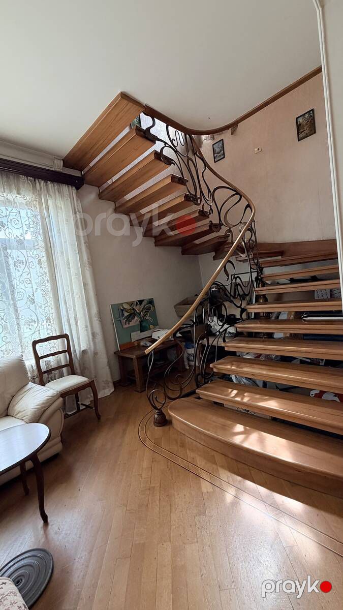Satılır 4 otaqlı köhnə tikili 160 m² — Mənzil, Bakı (3)
