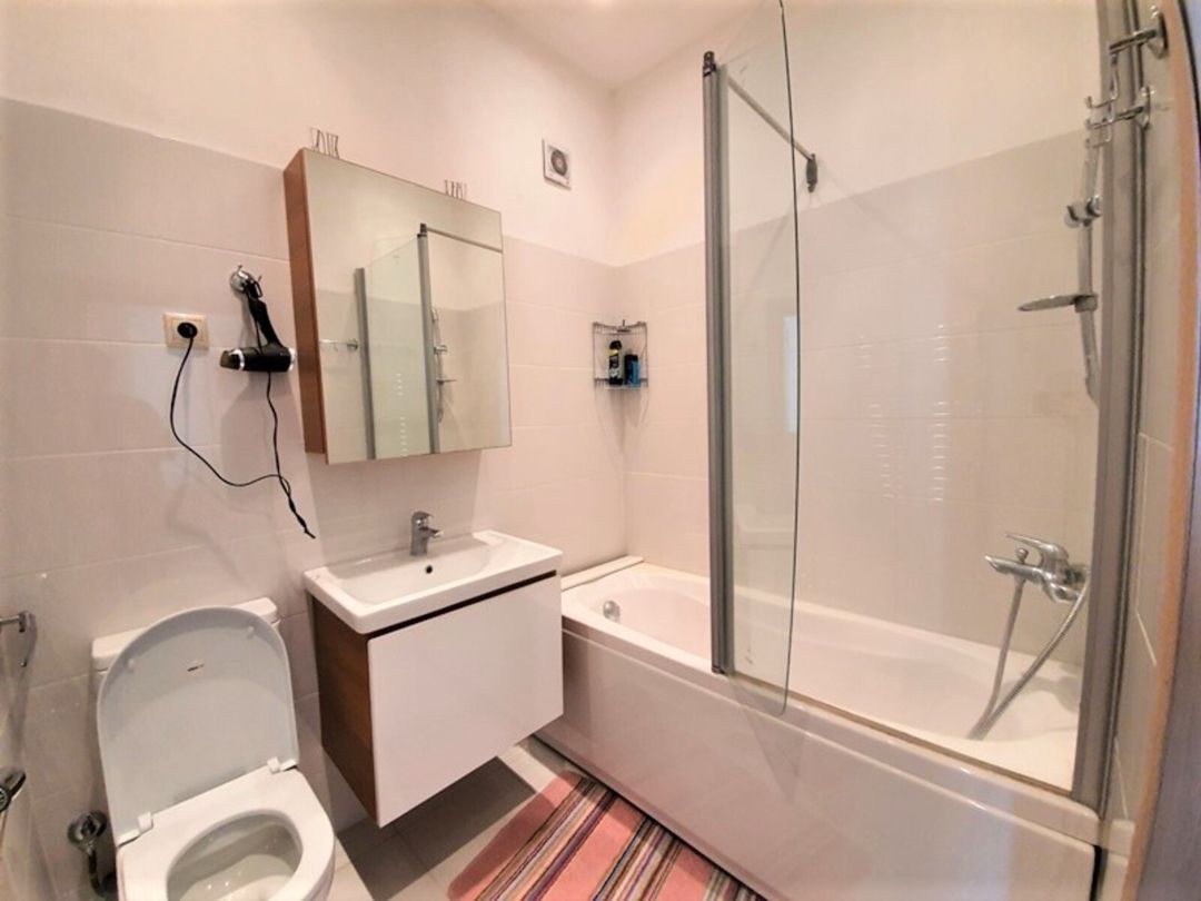 İcarəyə verilir 2 otaqlı köhnə tikili 80 m² — Mənzil, Bakı (9)