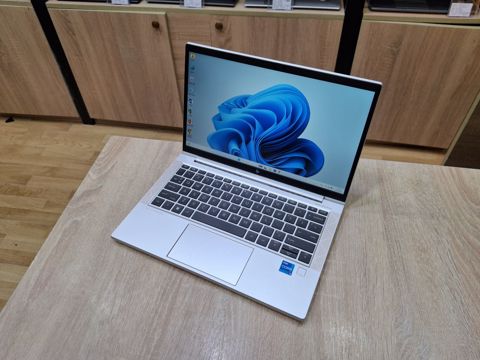 HP Elitebook 830 G8 i5 1145G7 16GB RAM 256GB SSD