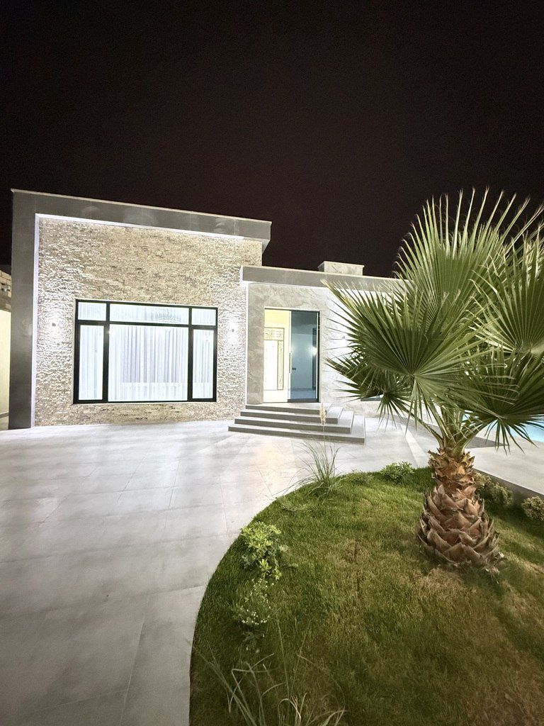 Satılır 4 otaqlı həyət evi/bağ evi 200 m² — Ev, villa, Bakı (7)
