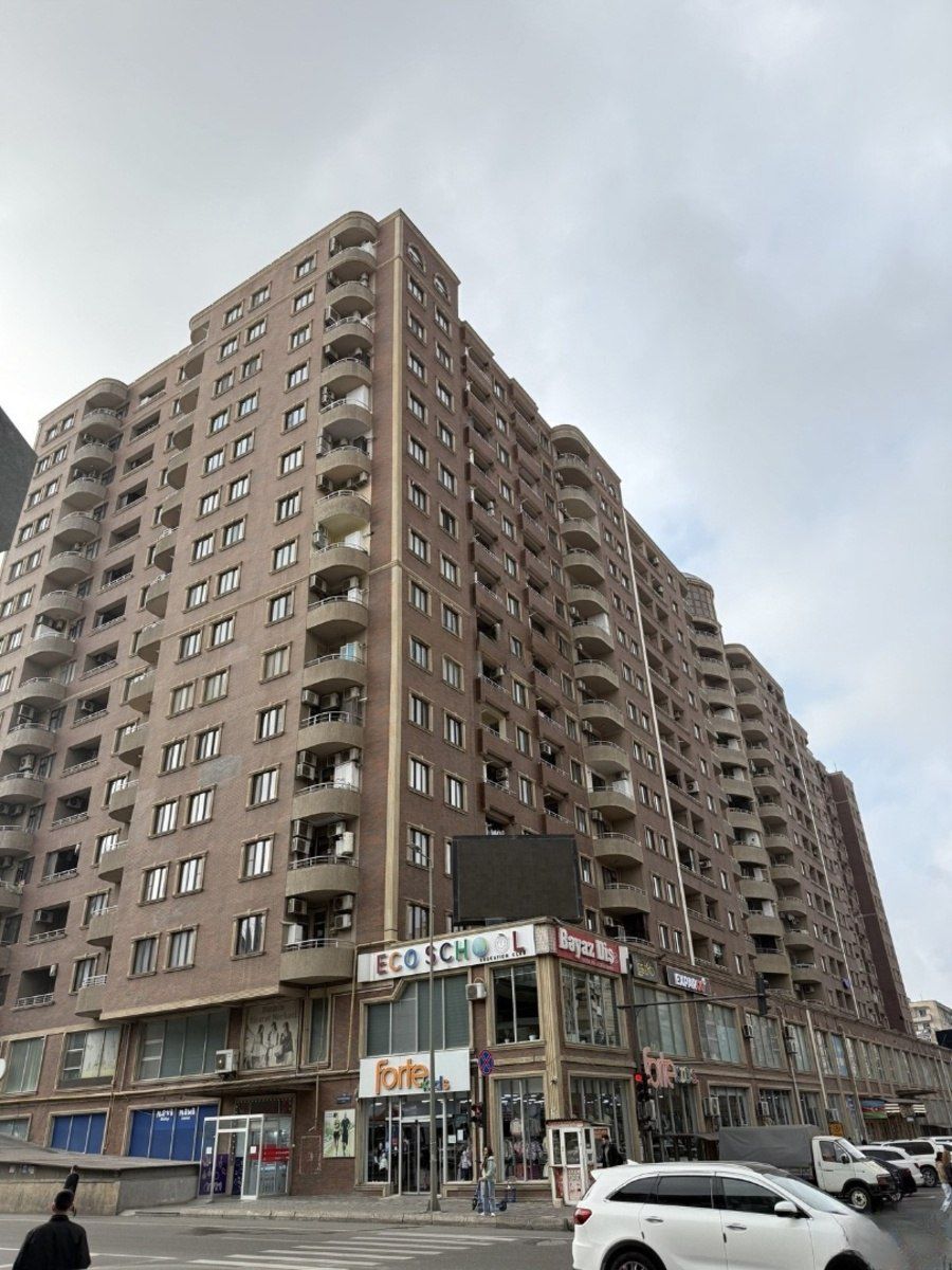 Satılır 3 otaqlı yeni tikili 176 m² — Mənzil, Bakı (6)