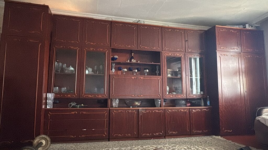 Klassik üslubda iri ölçülü divar mebel dəsti - Material: taxta/şpon — Mebel, Bakı
