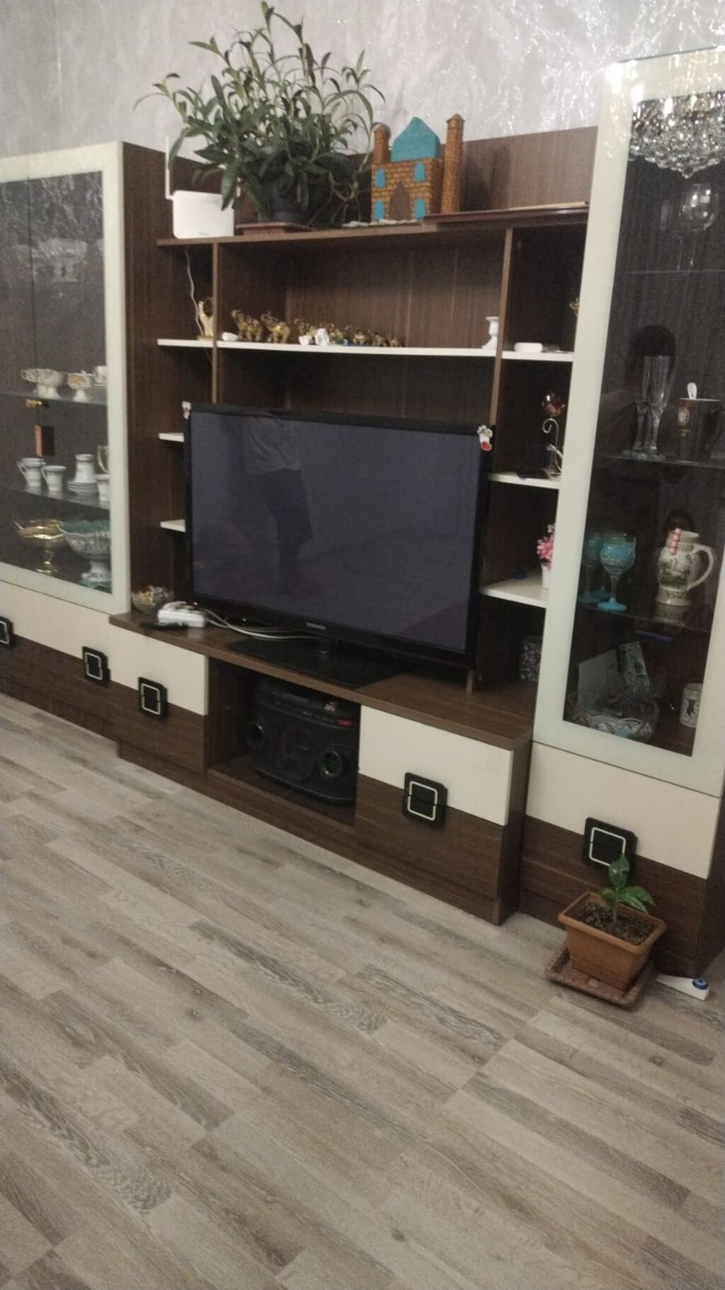 Mebel dəsti – TV stendi və vitrinli - Material: MDF/Laminat taxta — Mebel, Bakı