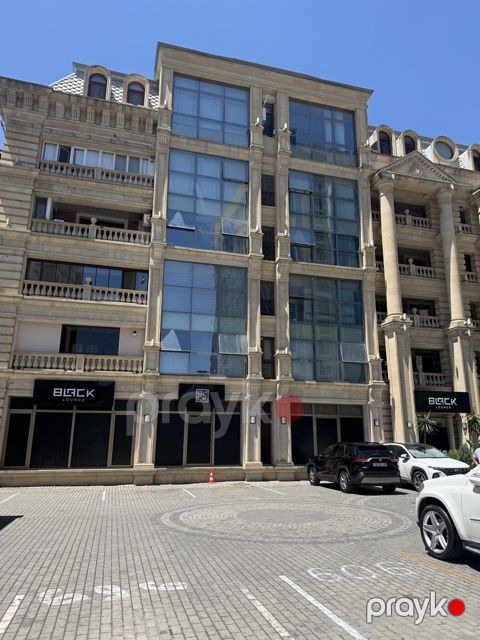 Satılır 2 otaqlı köhnə tikili 59 m²