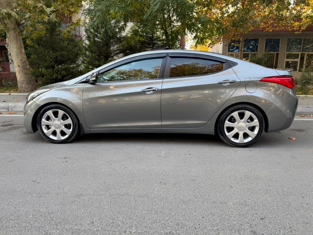 Hyundai Elantra, 1.8 L, 2013 il, 178 000 km — Avtomobillər, Yevlax (5)