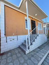 Həyət evi, Dədə Qorqud qəs. — Ev, bağ, kottec