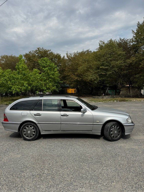 Mercedes E 240, 2.4 L, 1998 il, 436 000 km — Avtomobillər, Qəbələ (5)