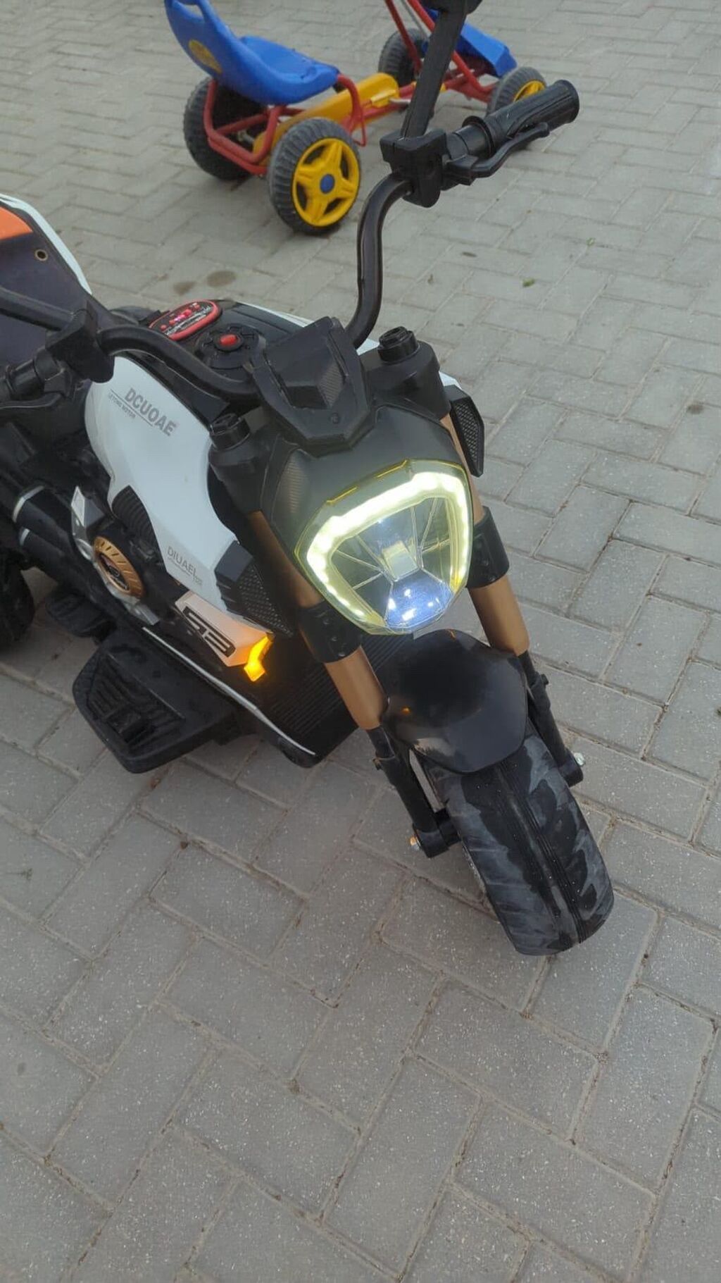 Uşaq üçün motosiklet 110 azn tecili satılır 3-8 yaş uşaqa uygundur — Mallar, Bakı