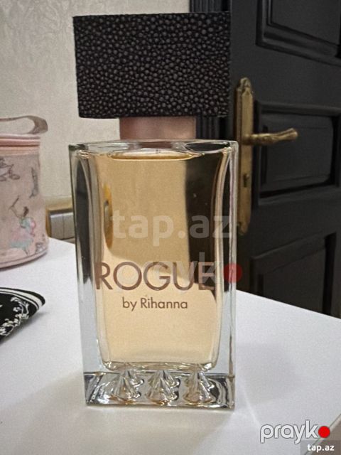 Rogue by Rihanna ətri