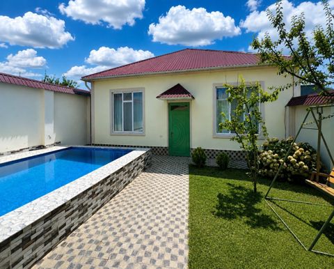 Həyət evi kirayə verilir, Cəfər Cabbarlı küç.