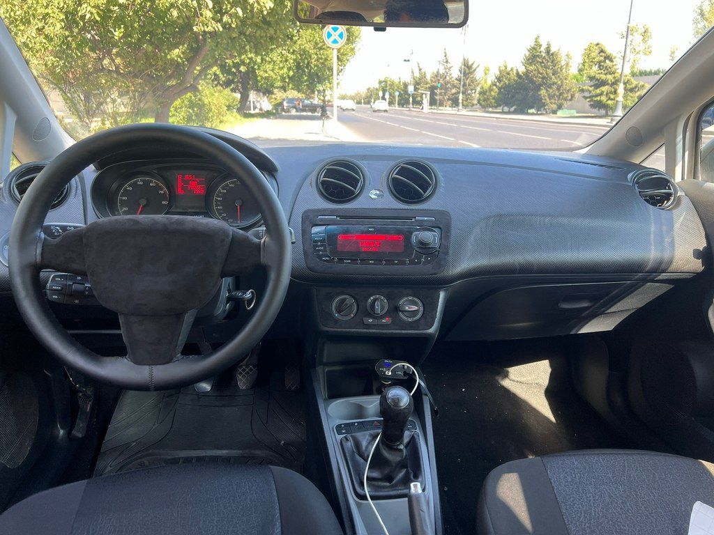 SEAT Ibiza, 1.4 L, 2012 il, 370 000 km — Avtomobillər, Bakı (12)