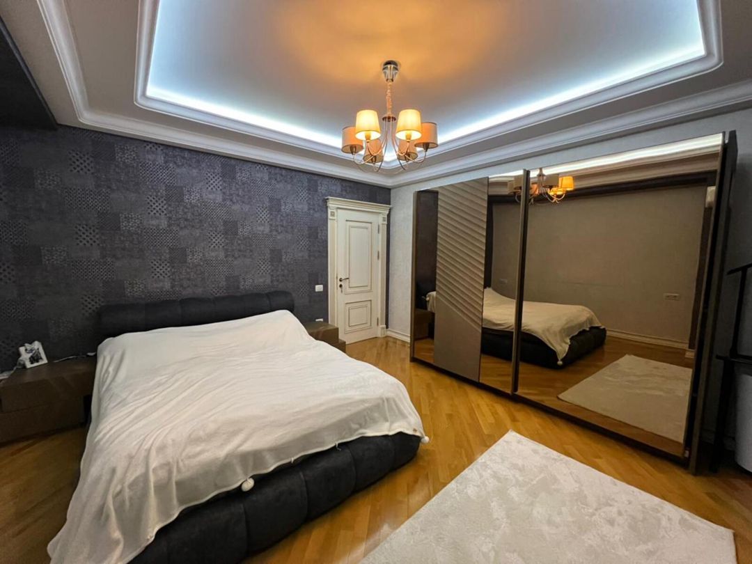 Satılır 4 otaqlı yeni tikili 207 m² — Mənzil, Bakı (5)