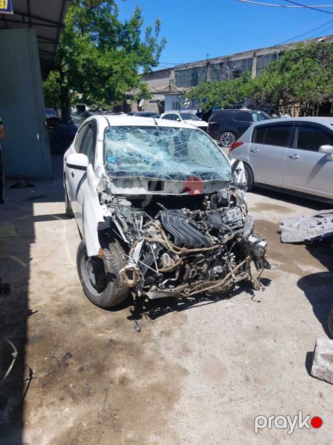 Nissan Sunny 2012 ehtiyat hissələri