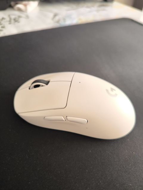 Logitech G Pro X Superlight (ağ rəng) simsiz oyun siçanı heçbir