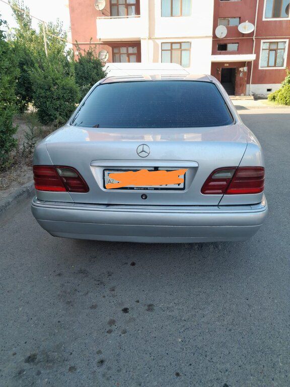 Mercedes E 200, 2.2 L, 1998 il, 352 658 km — Avtomobillər, Tərtər (3)