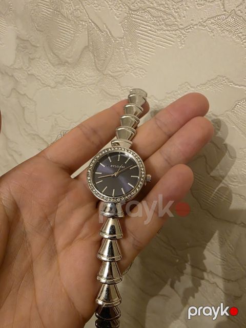 "BVLGARI" qadın qol saatı. Yenidir. İstifadə edilməyib. Cəmi 5 manata