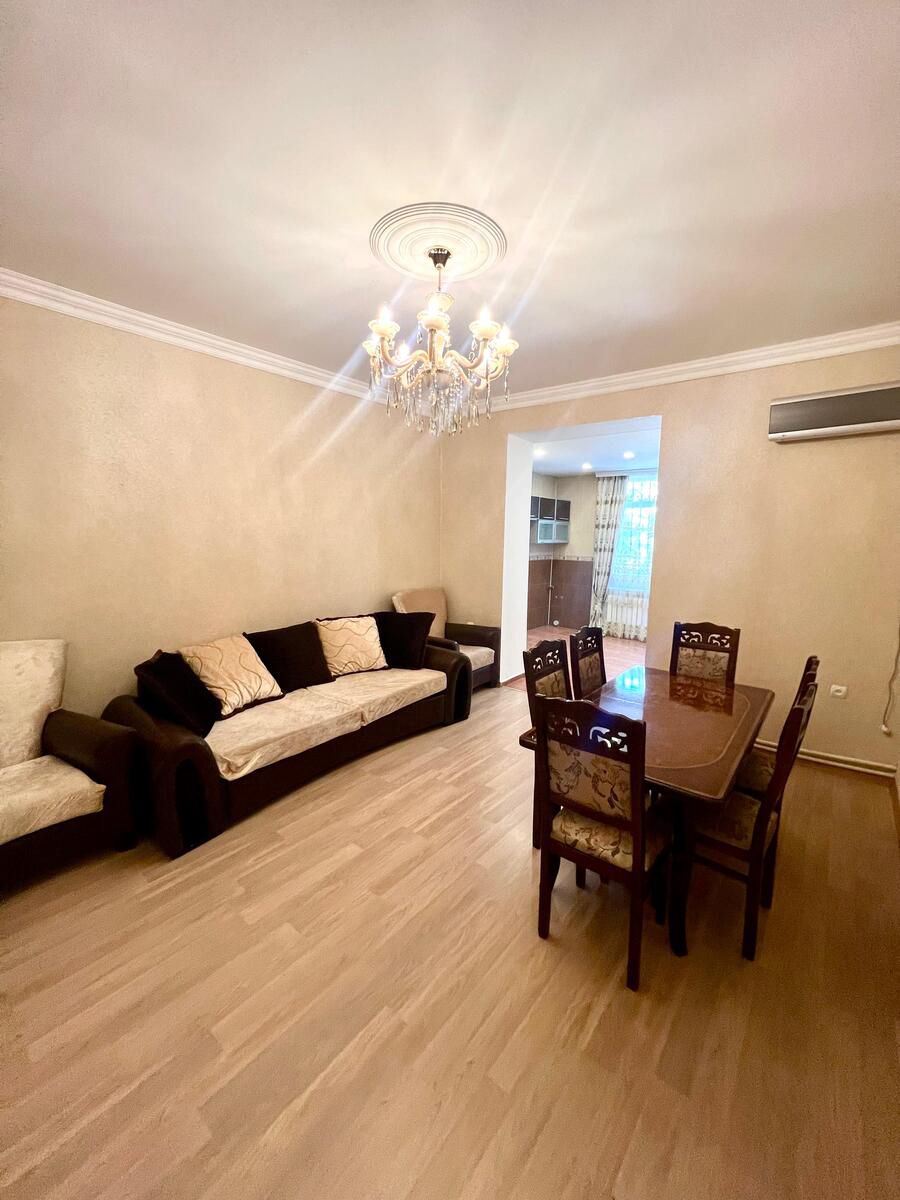 İcarəyə verilir 4 otaqlı köhnə tikili 122 m² — Mənzil, Bakı (2)