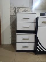 2 ədəd tunba satilir 55azn. Səliqəlidi.Unvan Bineqedi. Catdırılma — Furniture