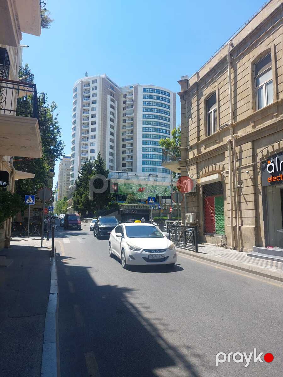 Satılır 2 otaqlı köhnə tikili 45 m² — Mənzil, Bakı (2)