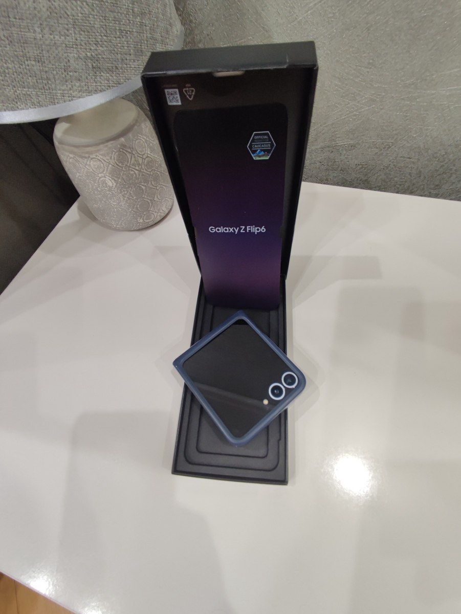 Samsung Galaxy Z Flip 6 Blue 256GB/12GB — Mallar, Bakı (10)