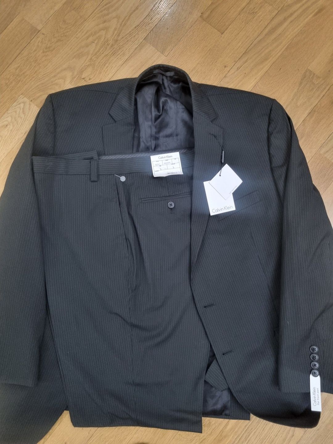 Kostyum Calvin Klein — Şəxsi əşyalar, Bakı (2)