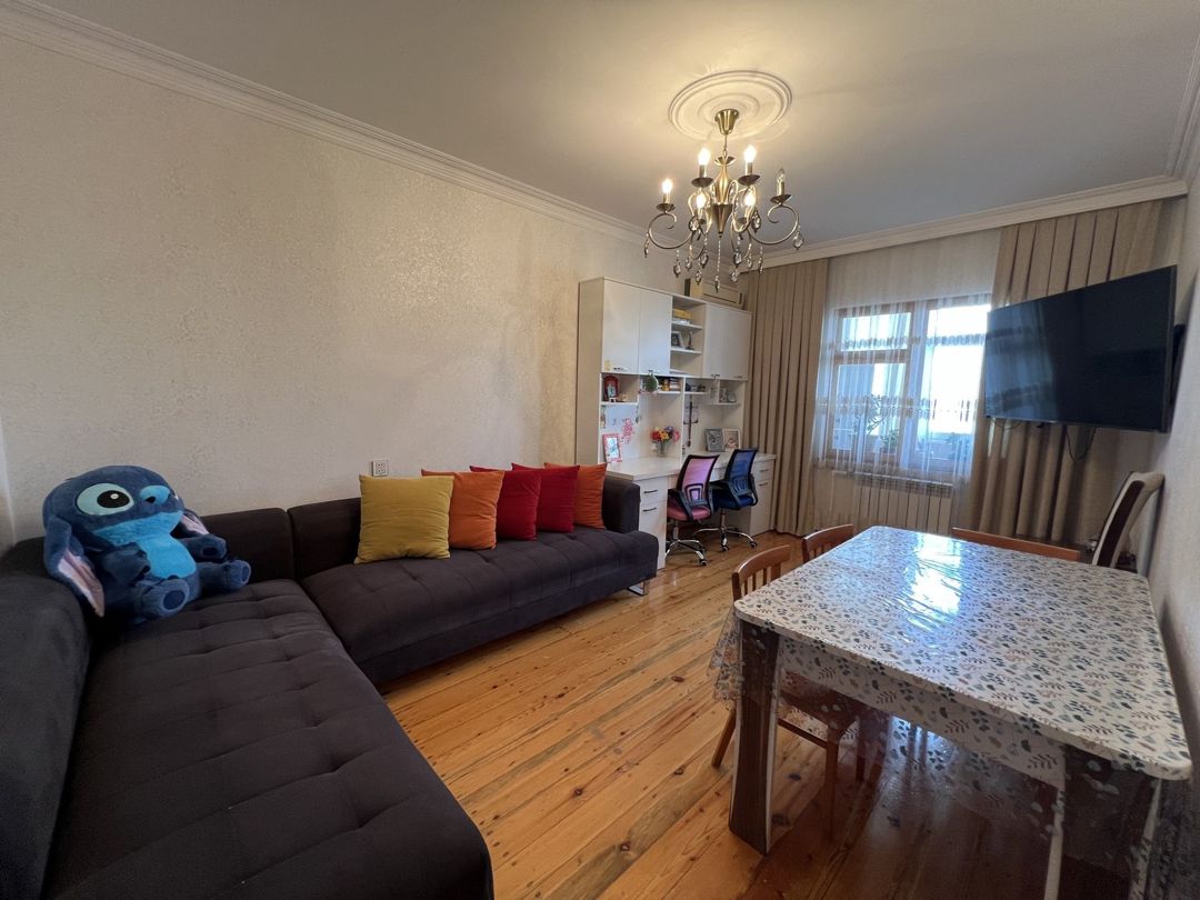 Satılır 3 otaqlı köhnə tikili 90 m² — Mənzil, Bakı